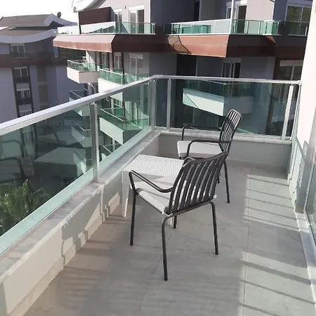 Luxury Homes Apartment *